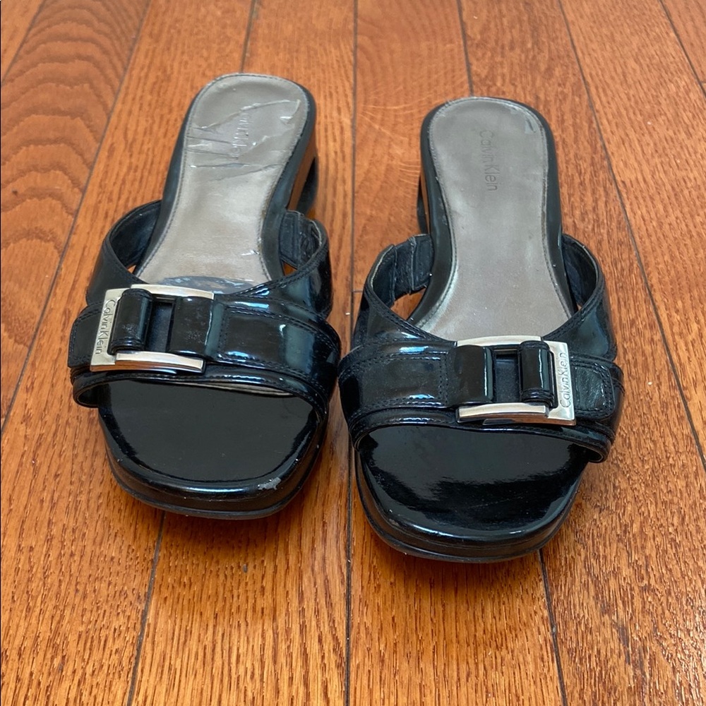 Women's Black Slide Sandals